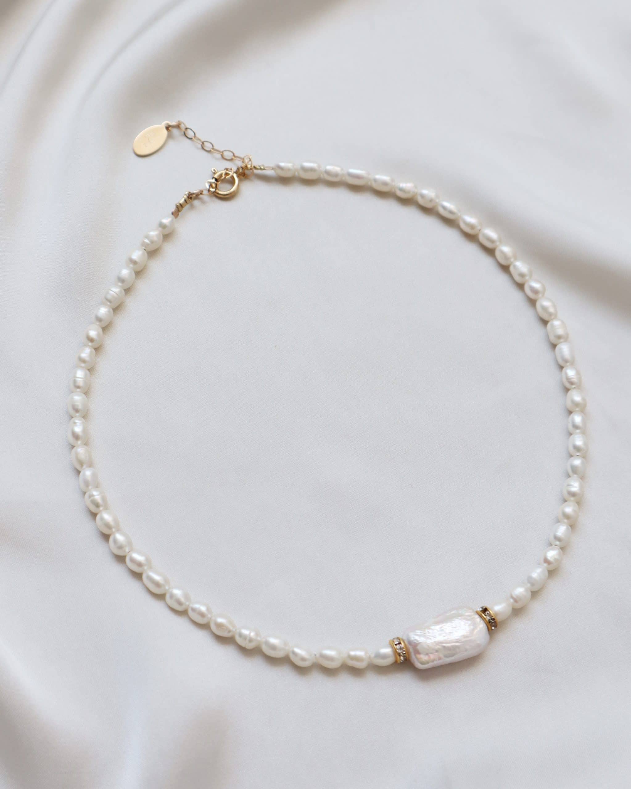 שרשרת פנינים - נאיה גולדן