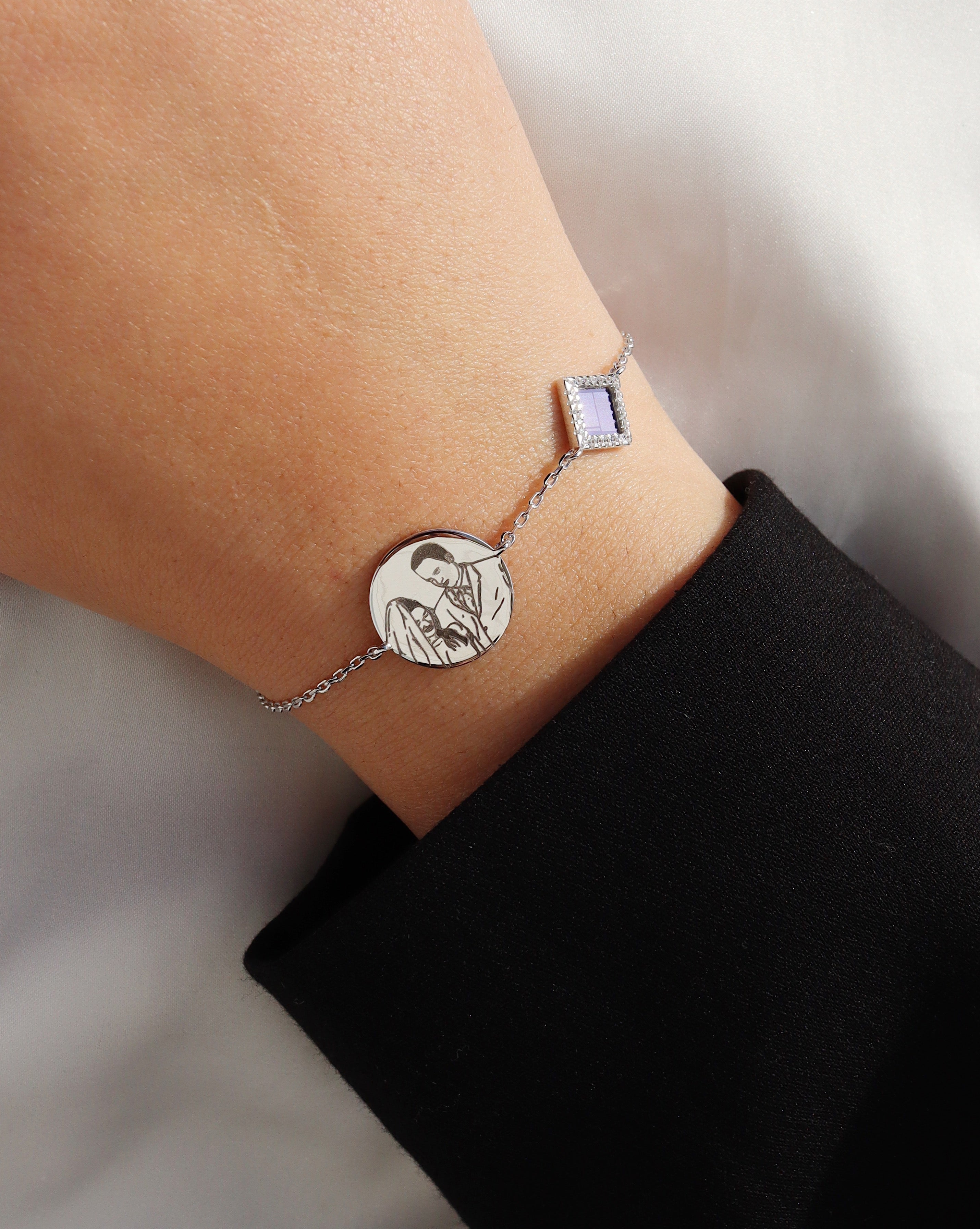 Gaia Bracelet – Nano Tanakh – Personalized Engraving