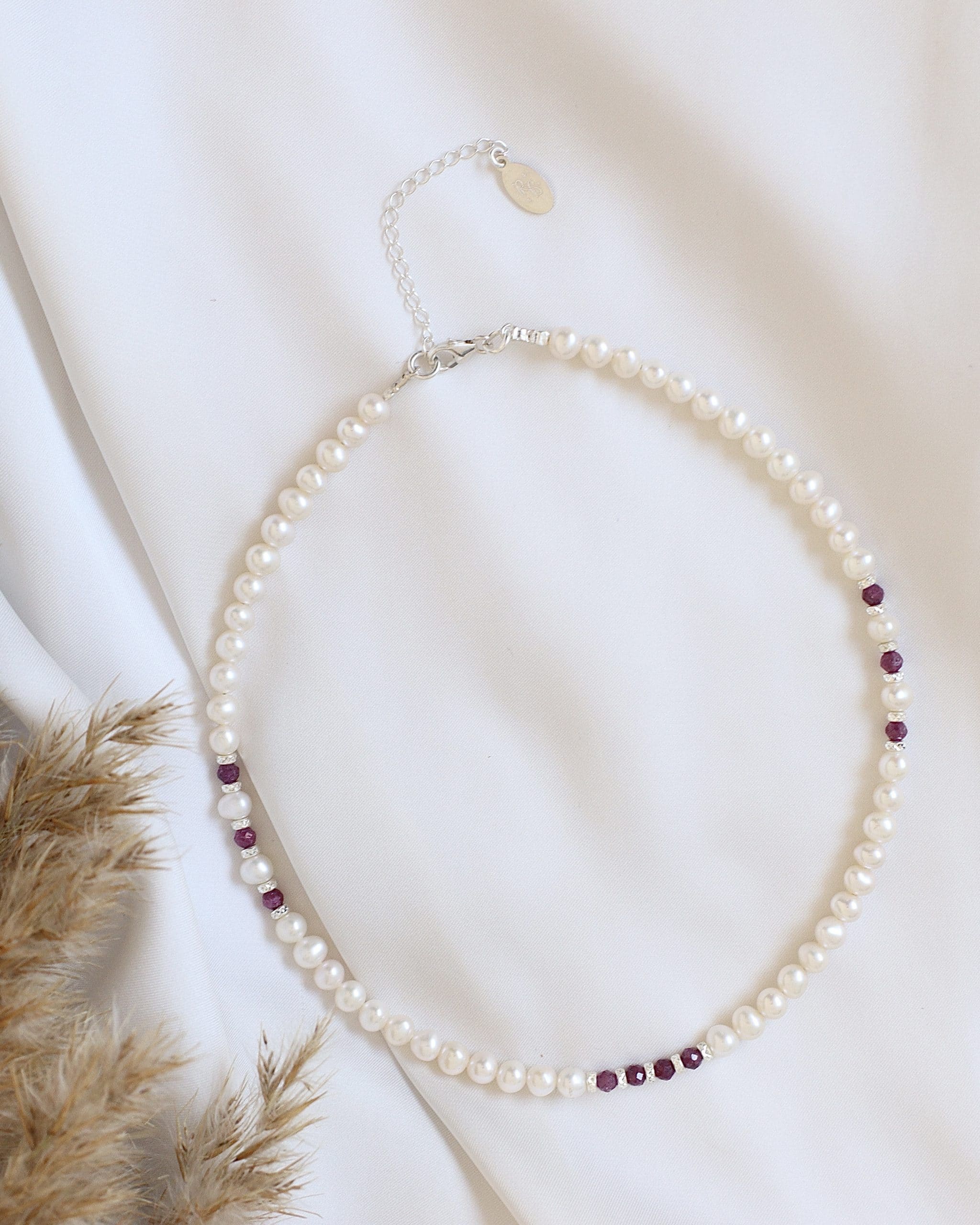 Roman necklace - ruby