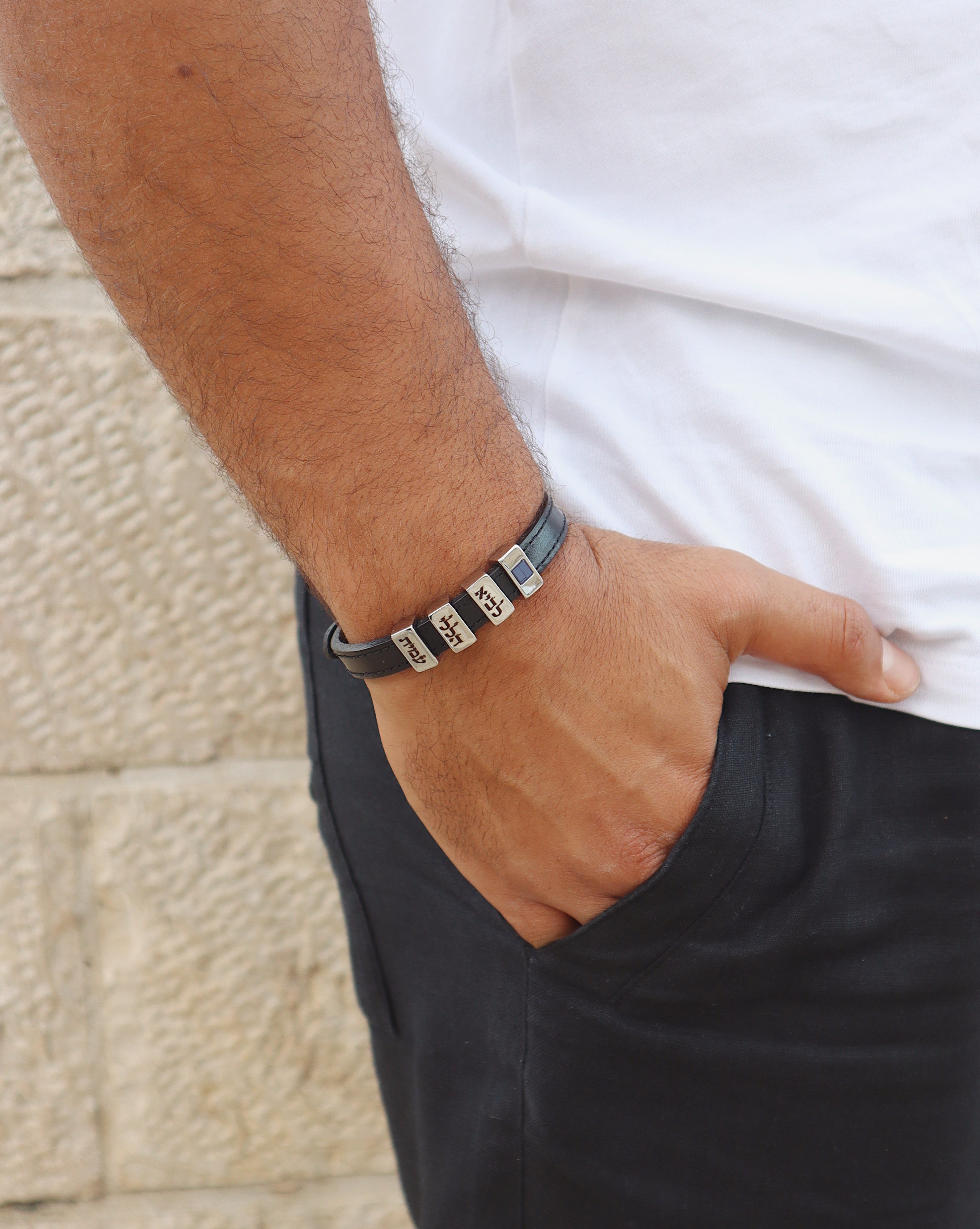 צמיר עור לגבר - ננו תנך - חריטה אישית - דגם אדיר