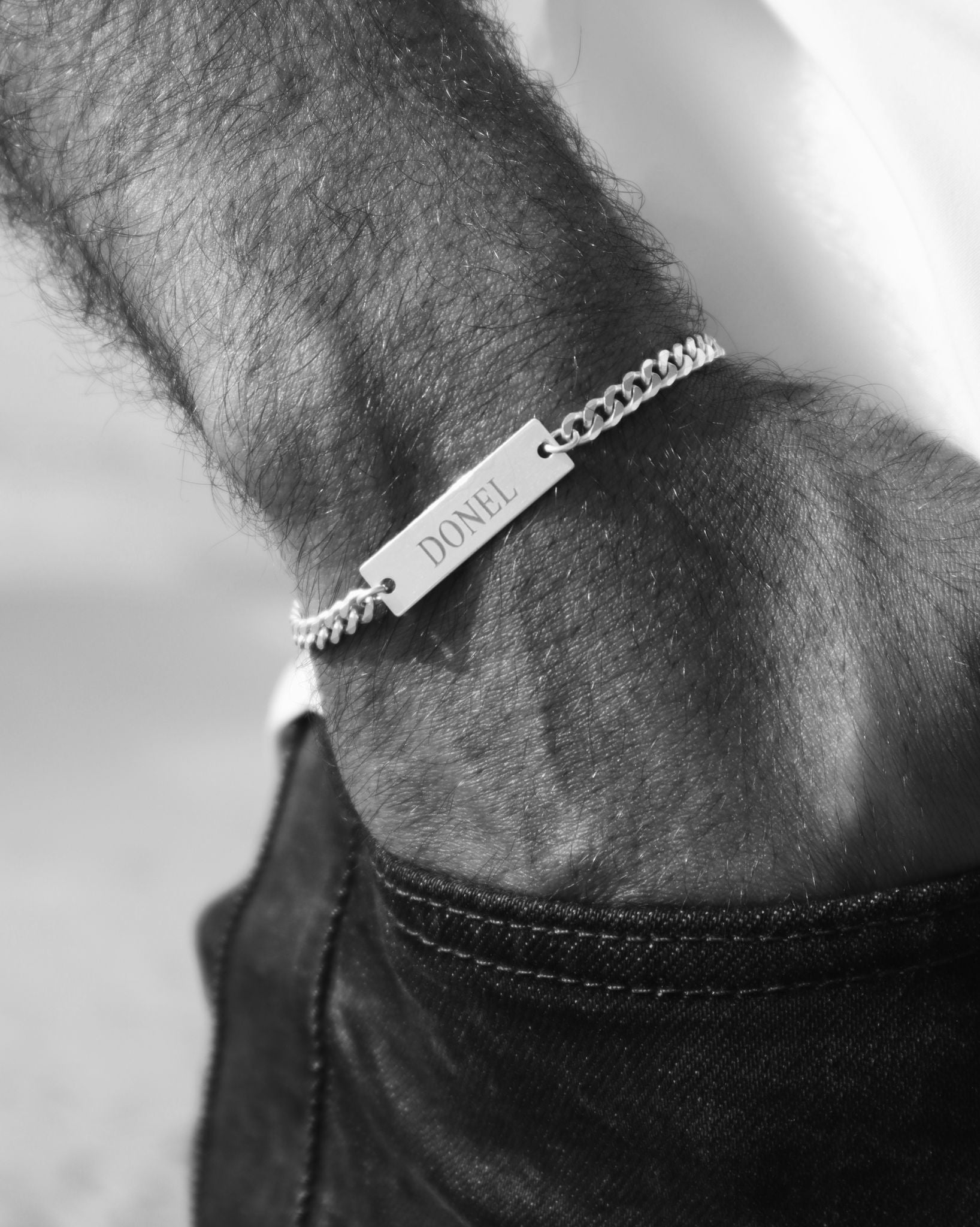 Gourmet Golden Bracelet - Personalized Engraving