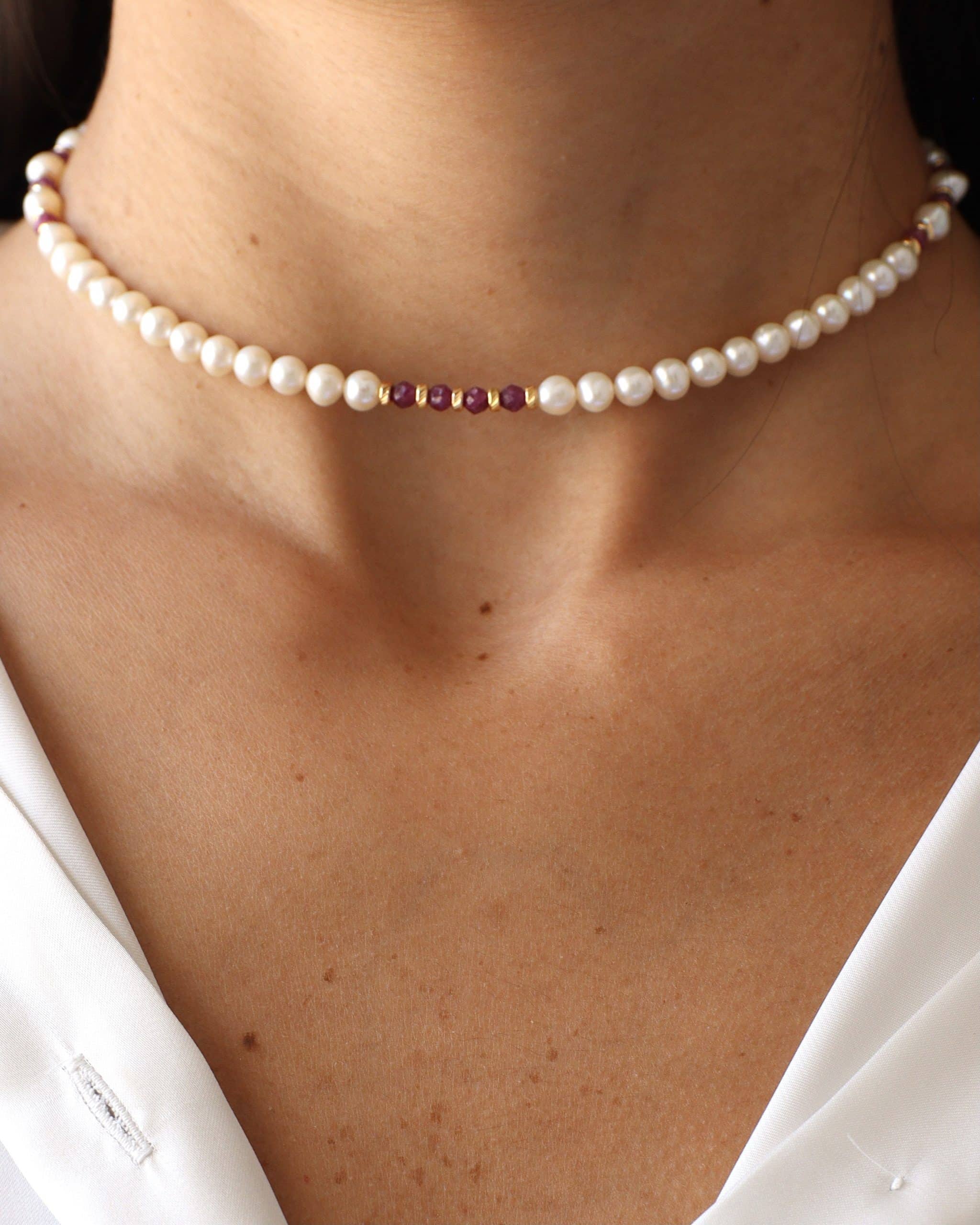 Roman necklace - ruby