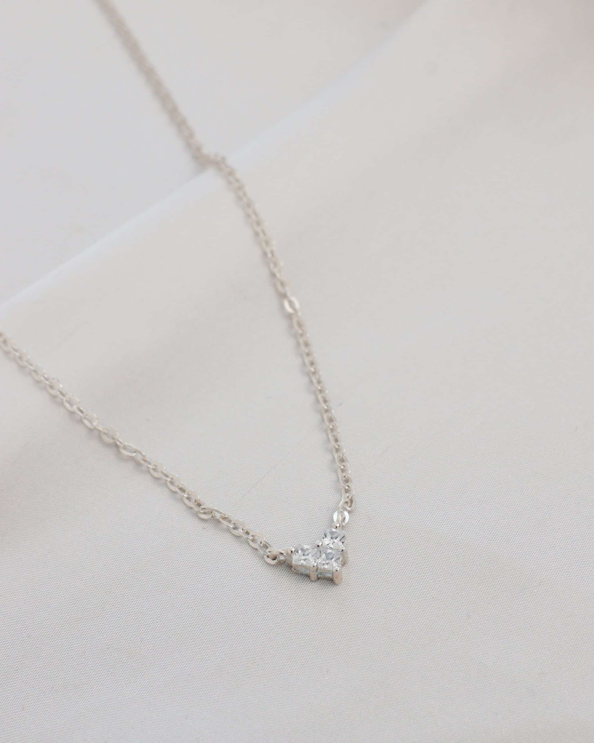Amor necklace