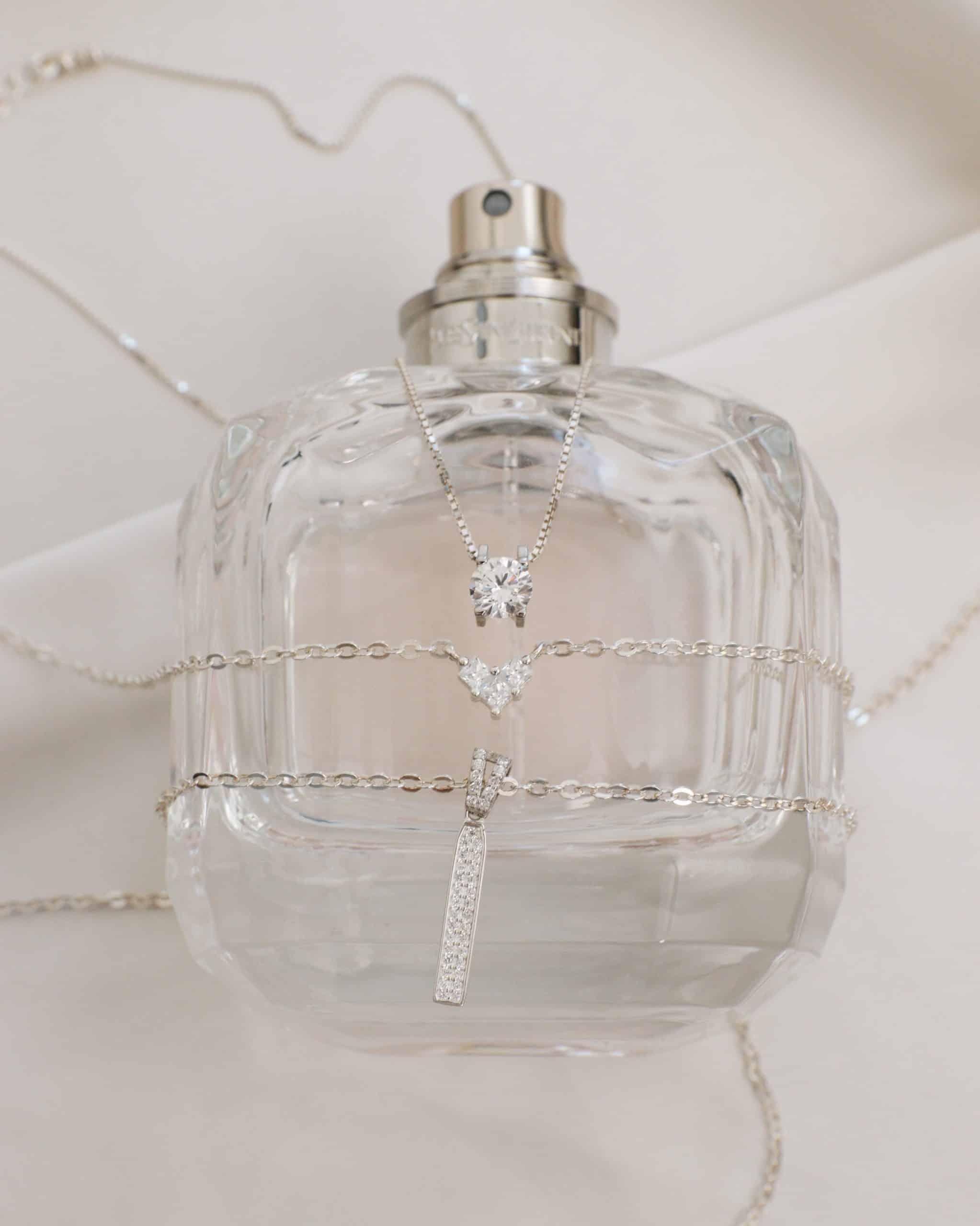 Amor necklace