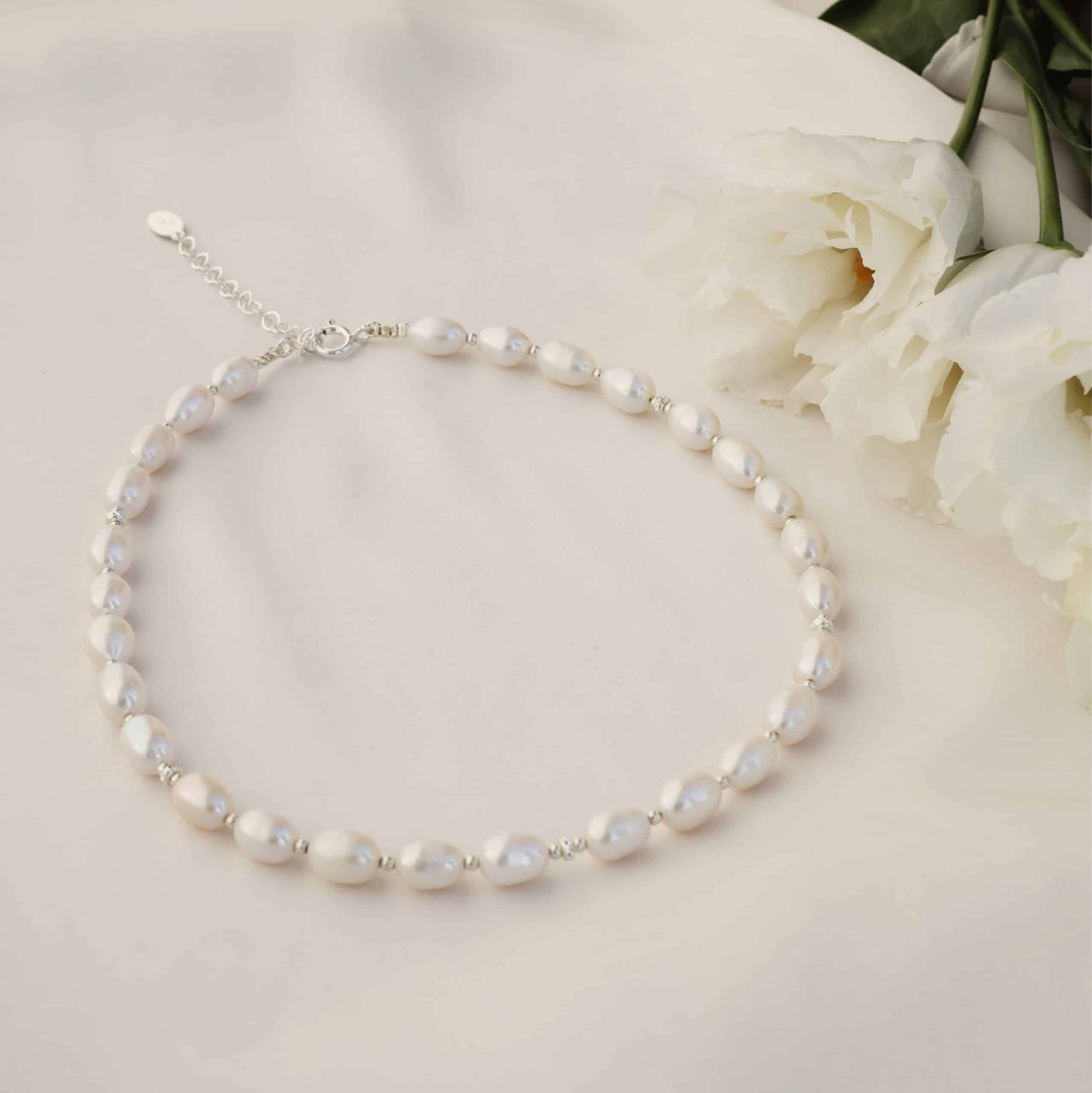 Lia necklace